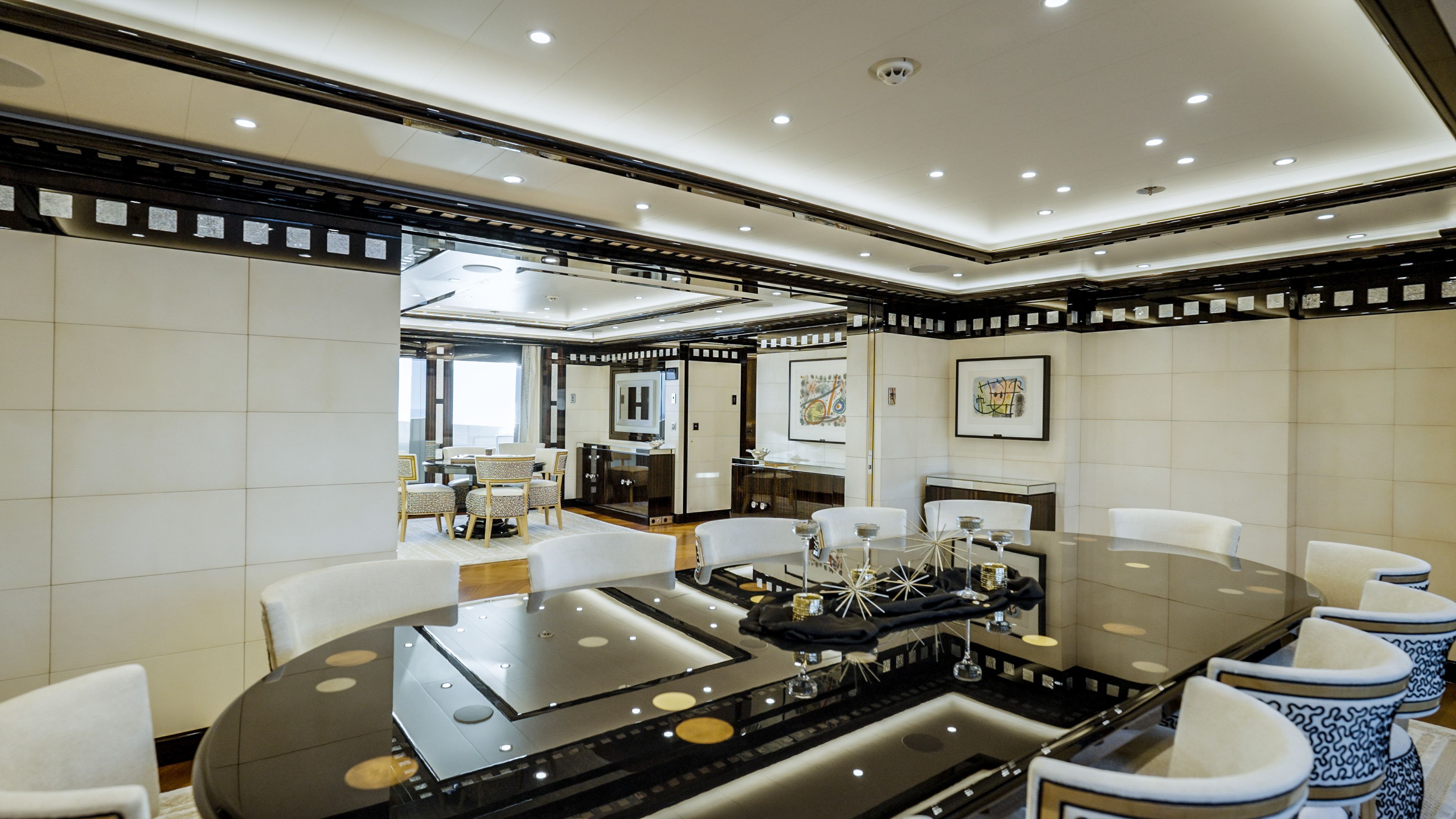 ALFA NERO aft deck dining area